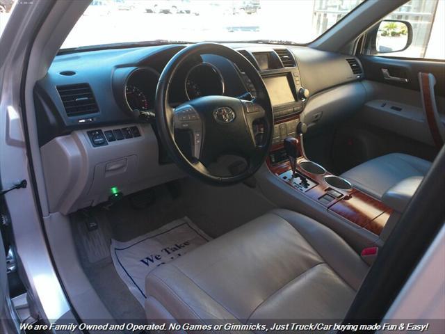 used 2009 Toyota Highlander car, priced at $11,995