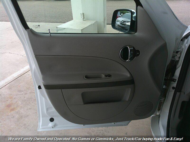 used 2006 Chevrolet HHR car, priced at $6,995