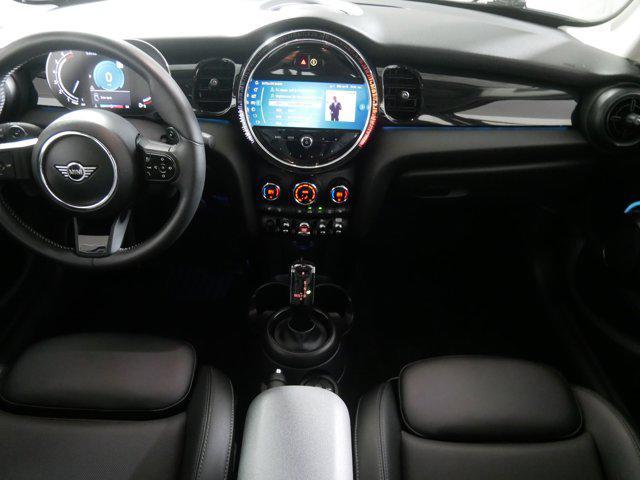 used 2022 MINI Hardtop car, priced at $25,578