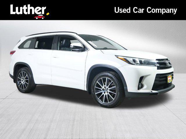 used 2017 Toyota Highlander car, priced at $18,998