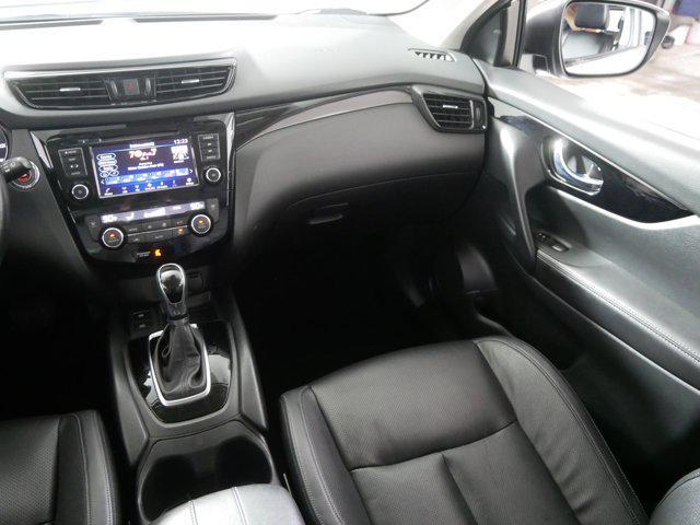 used 2022 Nissan Rogue Sport car, priced at $21,998