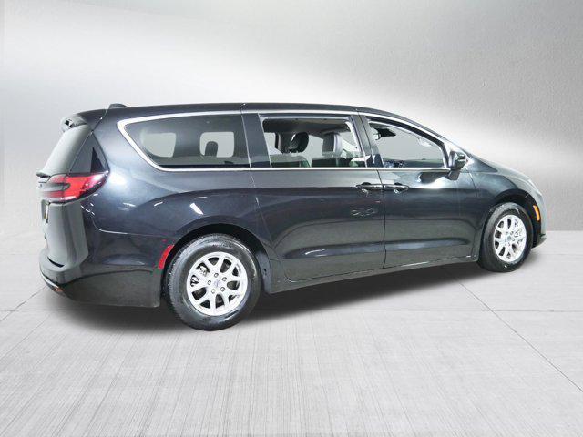 used 2023 Chrysler Pacifica car, priced at $23,000