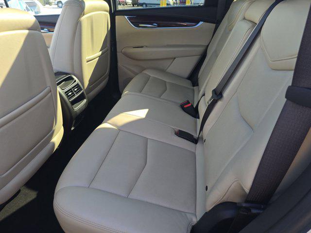 used 2017 Cadillac XT5 car, priced at $19,997