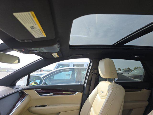 used 2017 Cadillac XT5 car, priced at $19,997