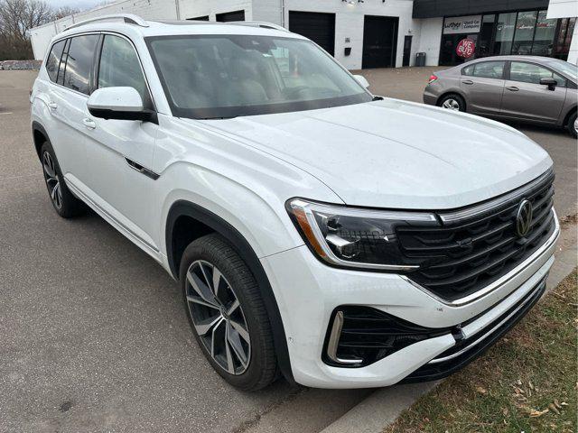 used 2024 Volkswagen Atlas car, priced at $40,998