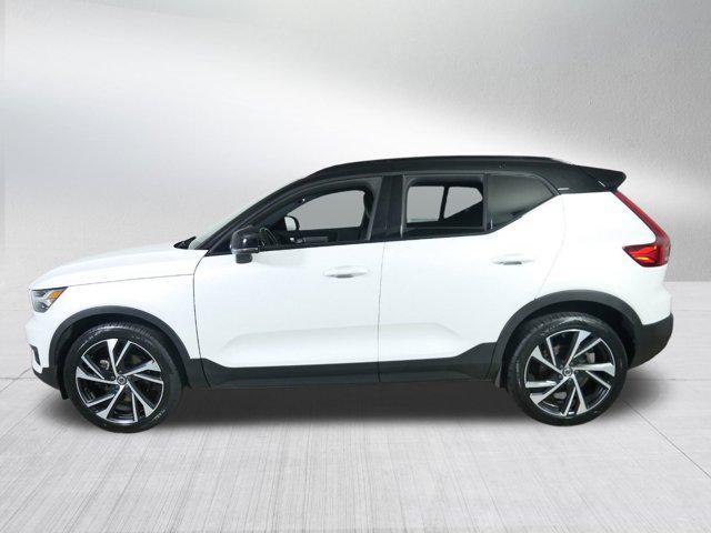 used 2020 Volvo XC40 car, priced at $23,118