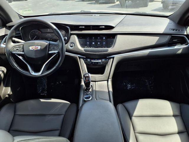 used 2022 Cadillac XT6 car, priced at $33,550