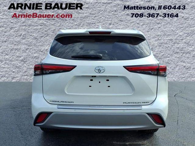 used 2020 Toyota Highlander car, priced at $34,500