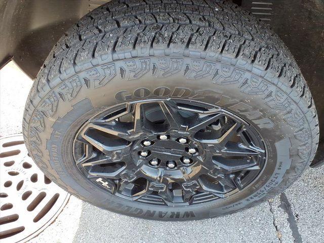 new 2026 GMC HUMMER EV SUV car, priced at $99,720