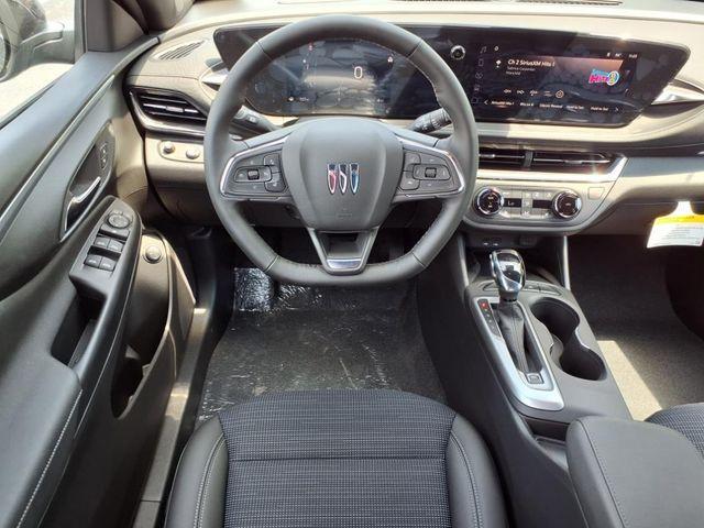 new 2025 Buick Envista car, priced at $27,030
