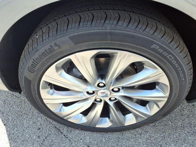 new 2025 Buick Envista car, priced at $30,432