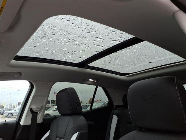 new 2025 Buick Envision car, priced at $43,240