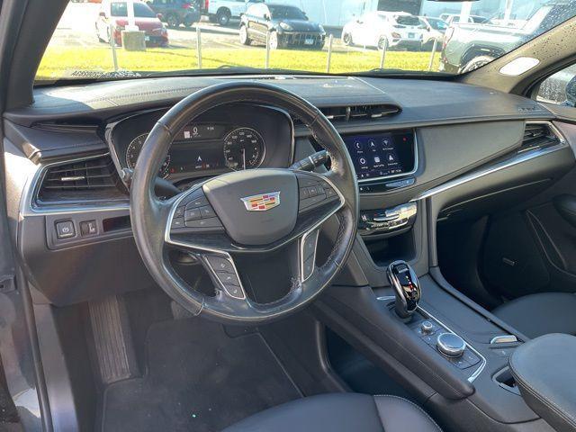 used 2023 Cadillac XT5 car, priced at $33,460