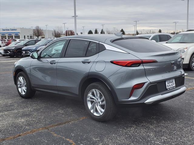 new 2025 Buick Envista car, priced at $27,125