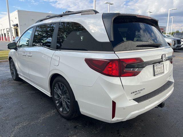 used 2025 Honda Odyssey car, priced at $42,900