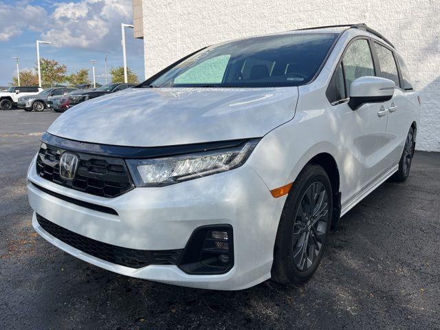 used 2025 Honda Odyssey car, priced at $42,900