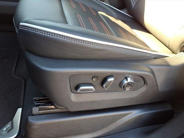 new 2025 GMC Yukon XL car, priced at $102,640