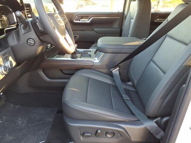 new 2026 GMC Sierra 1500 car, priced at $59,595