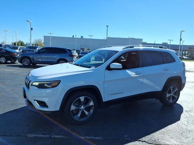 used 2019 Jeep Cherokee car, priced at $15,245