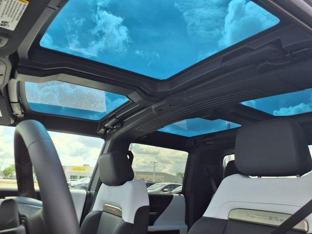 new 2025 GMC HUMMER EV Pickup car, priced at $97,890