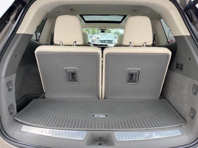 used 2022 Cadillac XT6 car, priced at $42,150