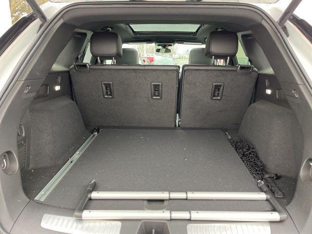 used 2023 Cadillac XT5 car, priced at $30,725