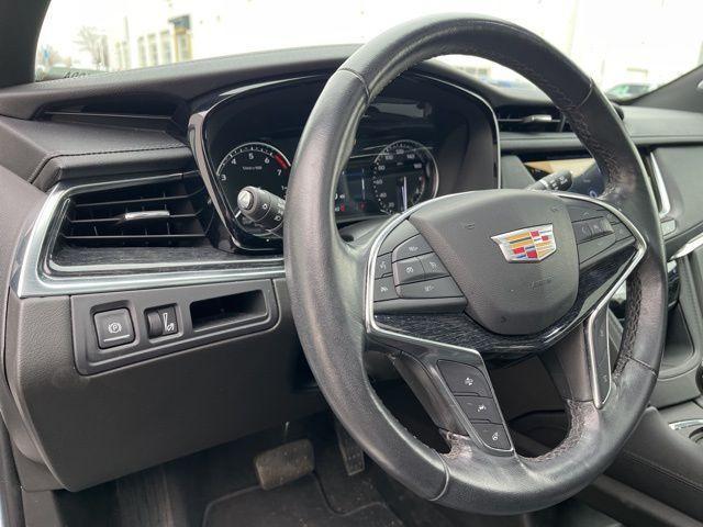 used 2023 Cadillac XT5 car, priced at $30,725