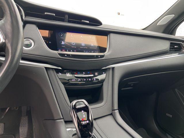 used 2023 Cadillac XT5 car, priced at $30,725