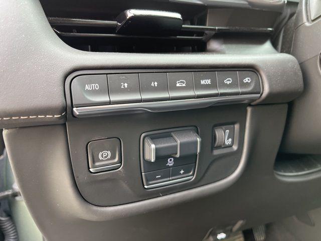 used 2023 Cadillac Escalade ESV car, priced at $89,900