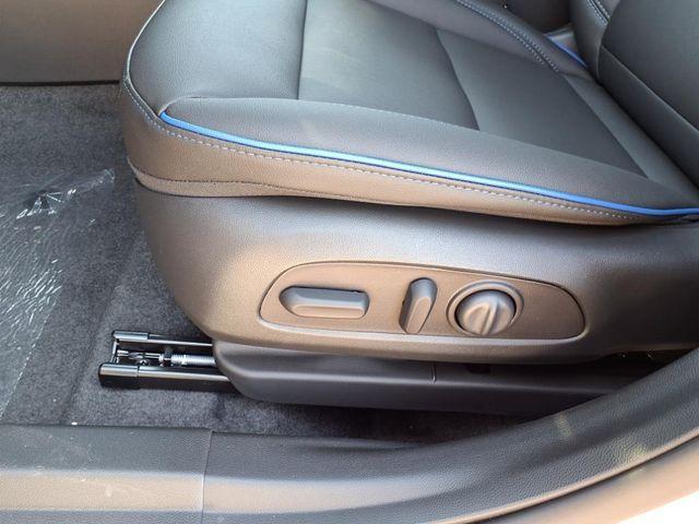 new 2025 Buick Envista car, priced at $29,125