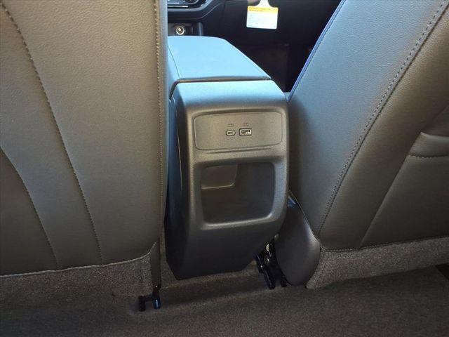 new 2026 Buick Envista car, priced at $27,040