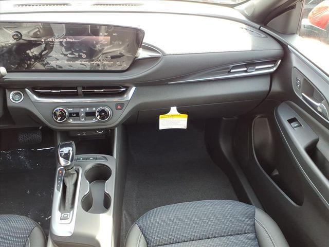 new 2026 Buick Envista car, priced at $25,985