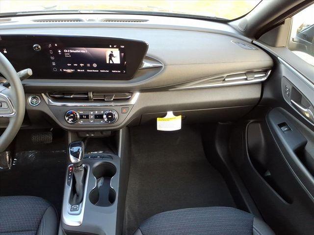 new 2026 Buick Envista car, priced at $27,568