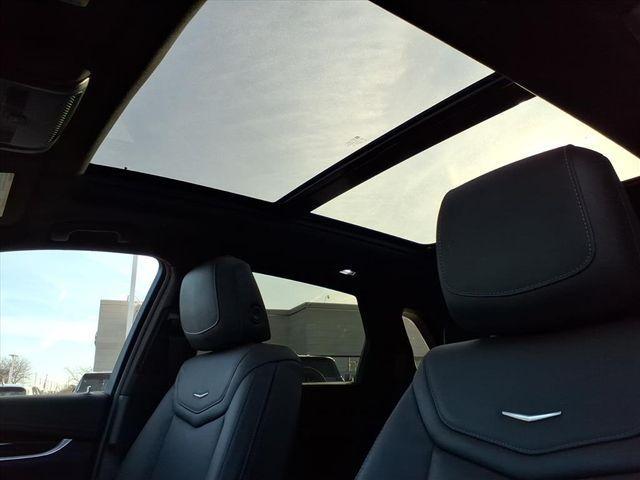 used 2023 Cadillac XT5 car, priced at $34,750