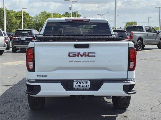 new 2024 GMC Sierra 1500 car, priced at $46,900