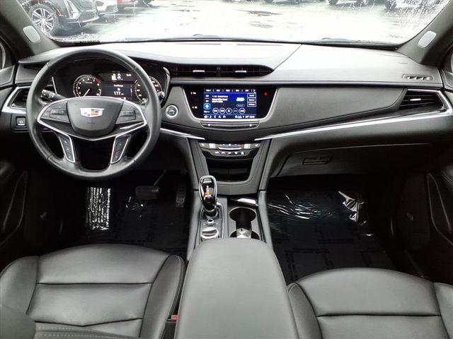 used 2023 Cadillac XT5 car, priced at $36,950