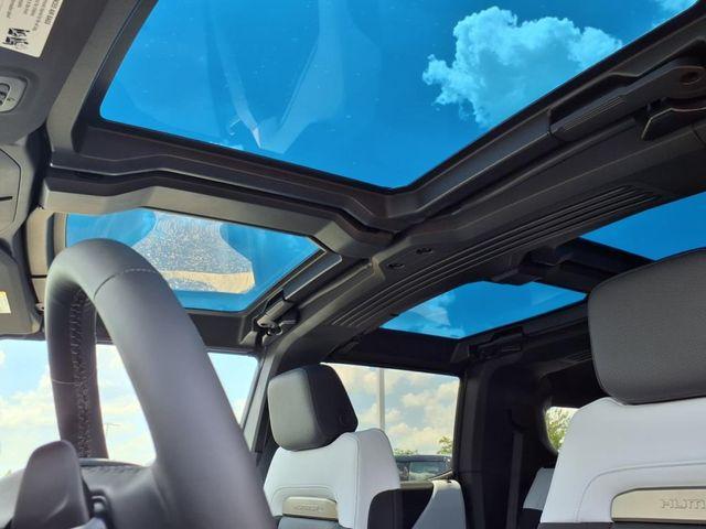 new 2025 GMC HUMMER EV SUV car, priced at $99,480