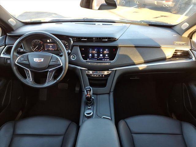 used 2023 Cadillac XT5 car, priced at $33,500