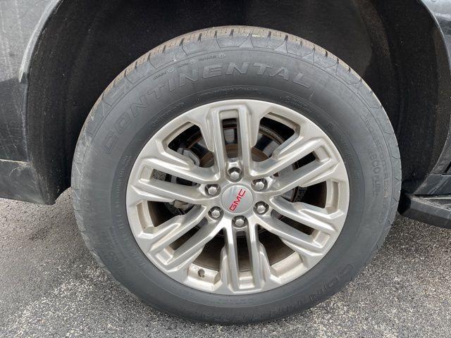 used 2021 GMC Yukon car, priced at $45,475