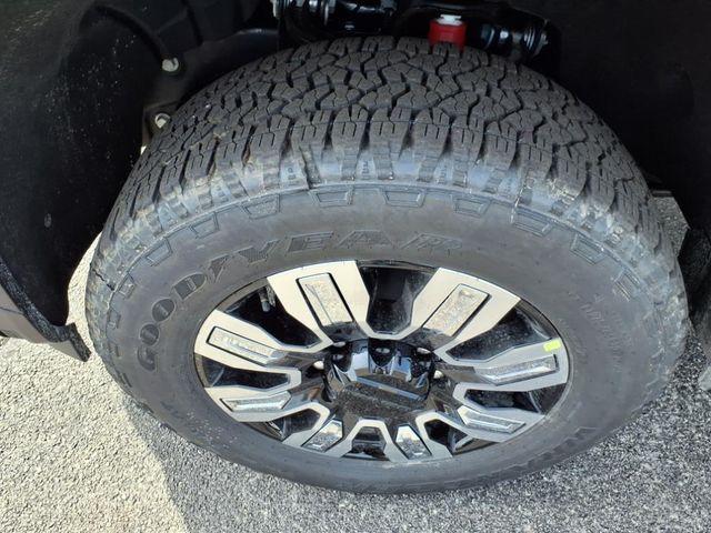 new 2025 GMC Sierra 2500 car, priced at $87,755