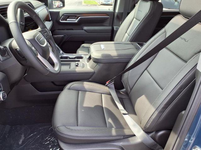 new 2025 GMC Sierra 2500 car, priced at $87,755
