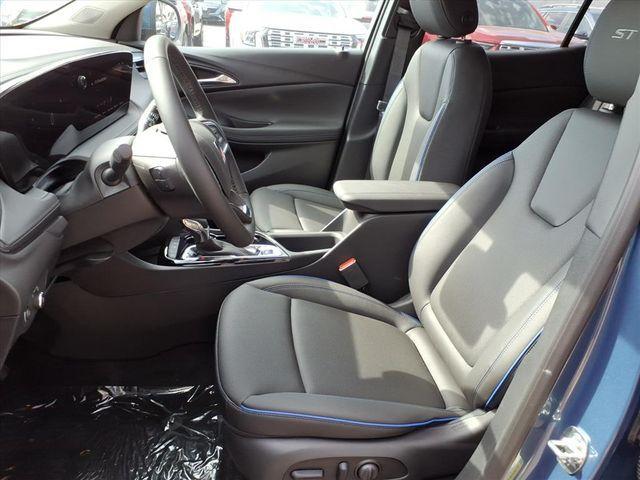 new 2026 Buick Encore GX car, priced at $27,695