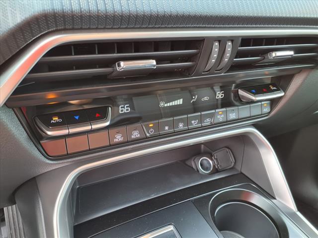 new 2025 Mazda CX-90 car, priced at $39,300