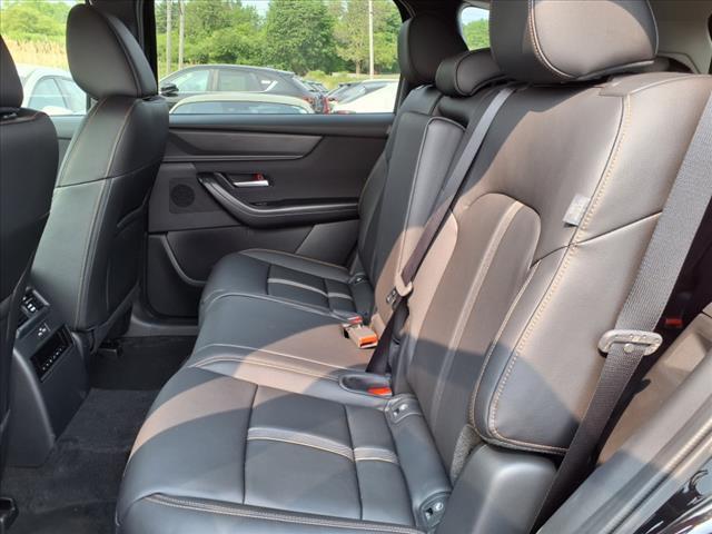 new 2025 Mazda CX-90 car, priced at $39,300