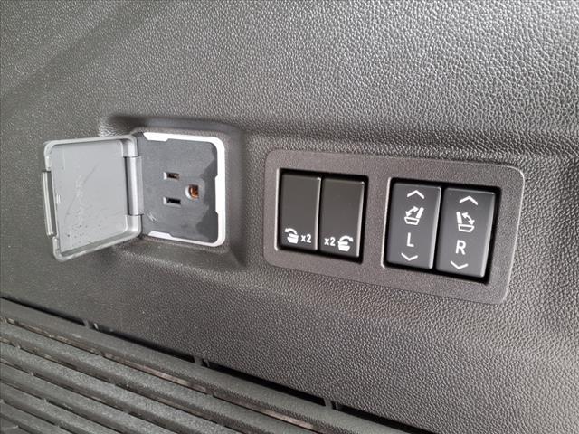 used 2024 GMC Yukon car, priced at $73,995