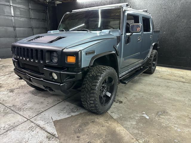 used 2005 Hummer H2 car, priced at $13,995