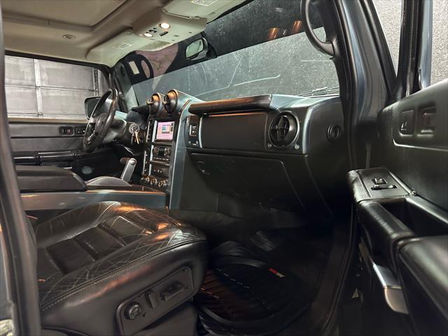 used 2005 Hummer H2 car, priced at $13,995