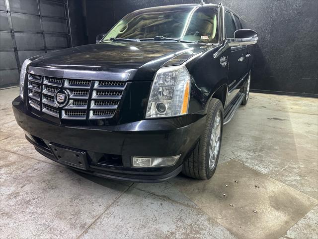 used 2011 Cadillac Escalade ESV car, priced at $6,895