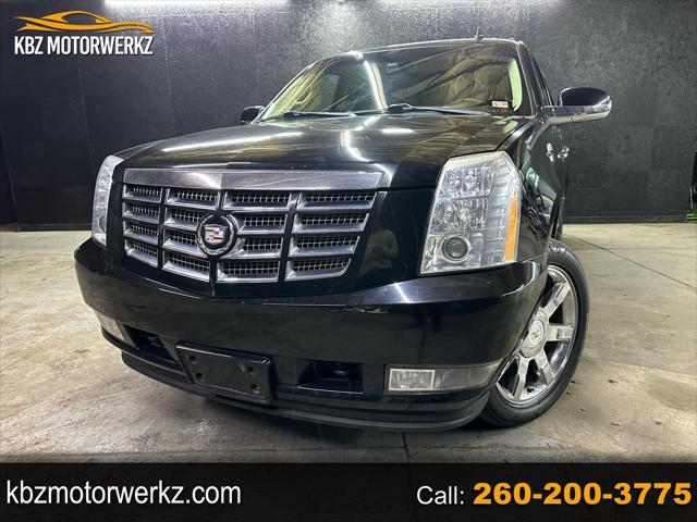 used 2011 Cadillac Escalade ESV car, priced at $6,895