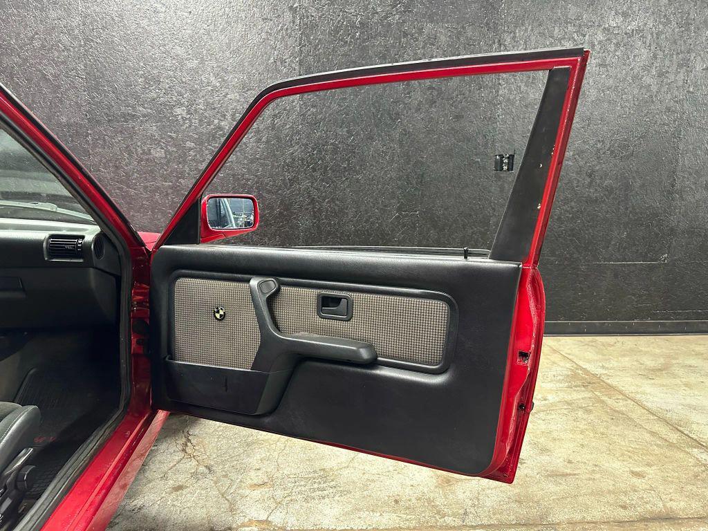 used 1986 BMW M3 car, priced at $31,000